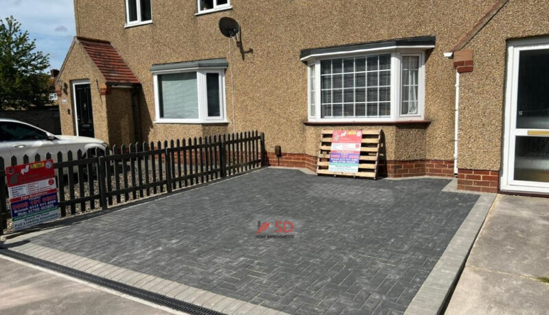 Charcoal and Light Grey Block Paved Driveway in Longwell Green, Bristol