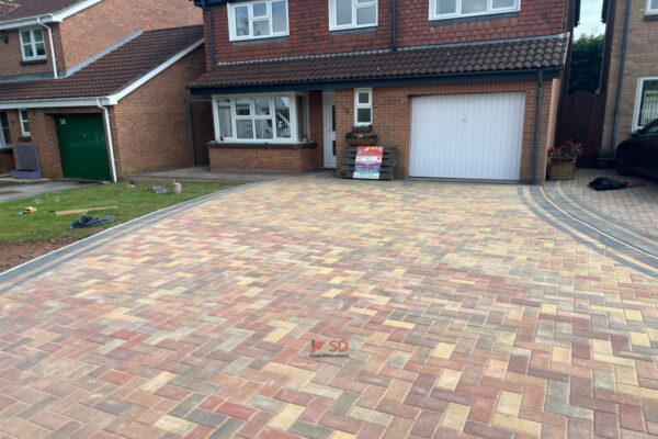 Driveway With Autumn Mix Paving In Longwell Green, Bristol (4)