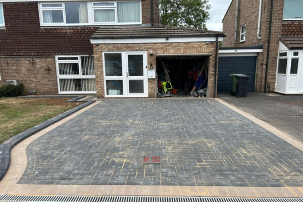 Charcoal Block Paving Driveway With Drainage In Winterbourne, Bristol (5)