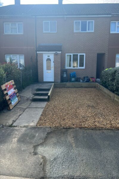 Gravel Driveway With New Sleepers In Bedminster, Bristol (6)